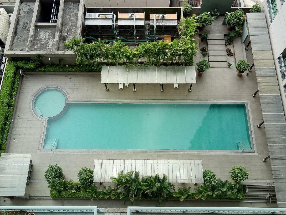 N Place At Soho Central Manila Exterior photo